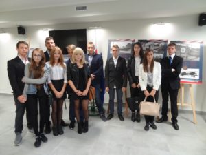 Klasy mundurowe na obchodach Chwalebnych Dziejów Lotnictwa Polskiego