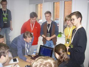 Technik informatyk E-SPORT