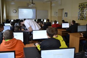 Technik informatyk E-SPORT