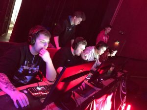 Technik informatyk E-SPORT Jaworzno