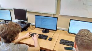 Technik informatyk E-SPORT