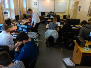 Technik informatyk E-SPORT