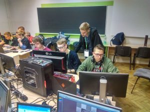 Technik informatyk E-SPORT
